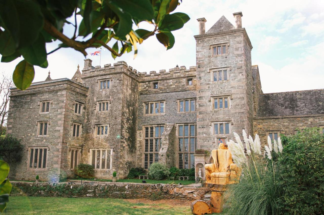Boringdon Hall Hotel And Spa プリマス エクステリア 写真 The main house at Llangynhafal