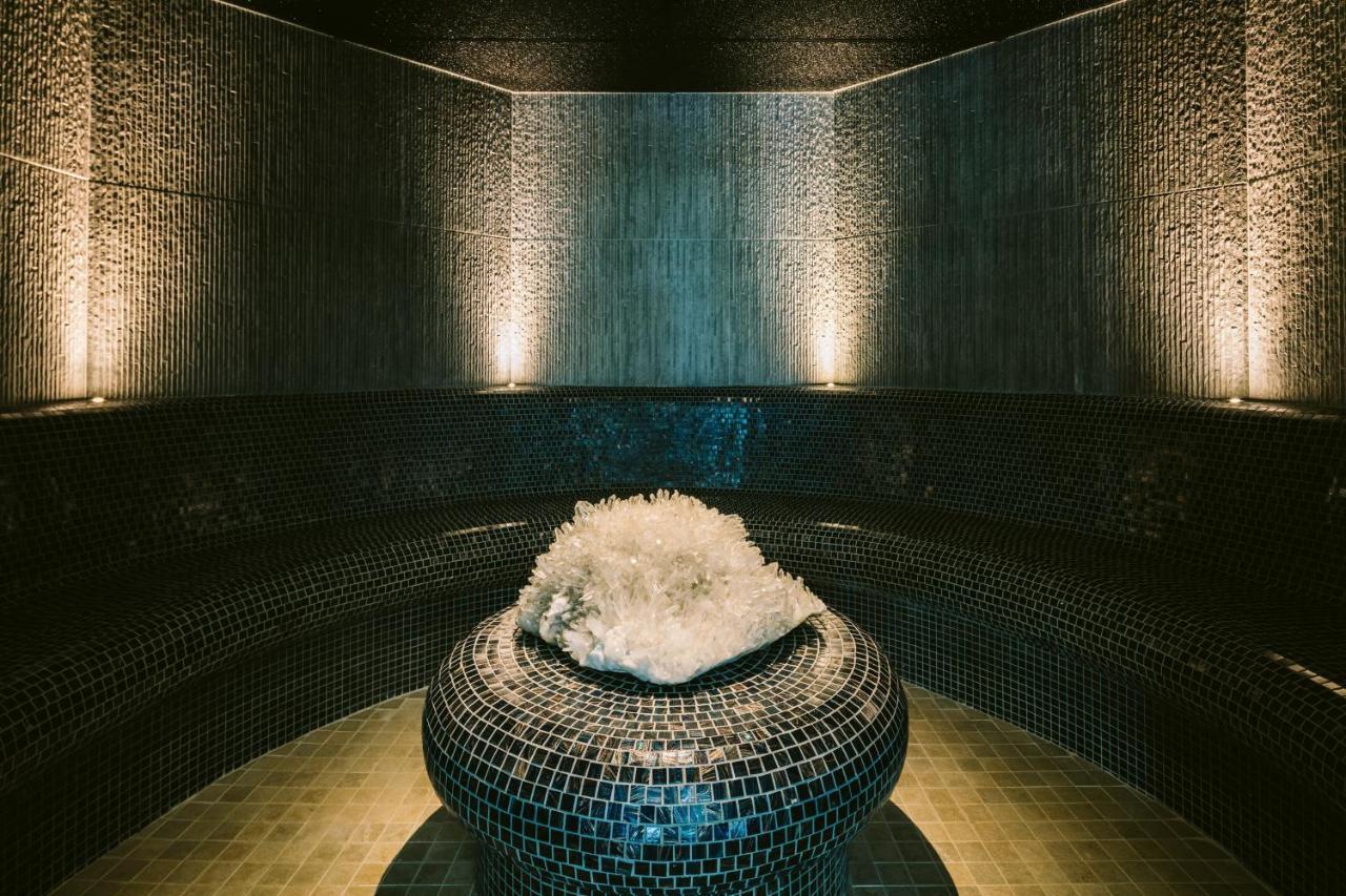 Boringdon Hall Hotel And Spa プリマス エクステリア 写真 The Crystal Room